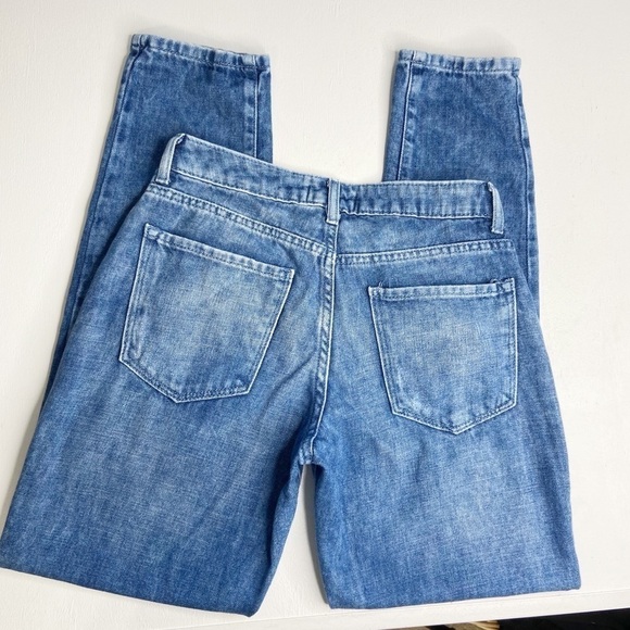 F21 High Waisted Distressed Mom Jeans - Picture 3 of 6